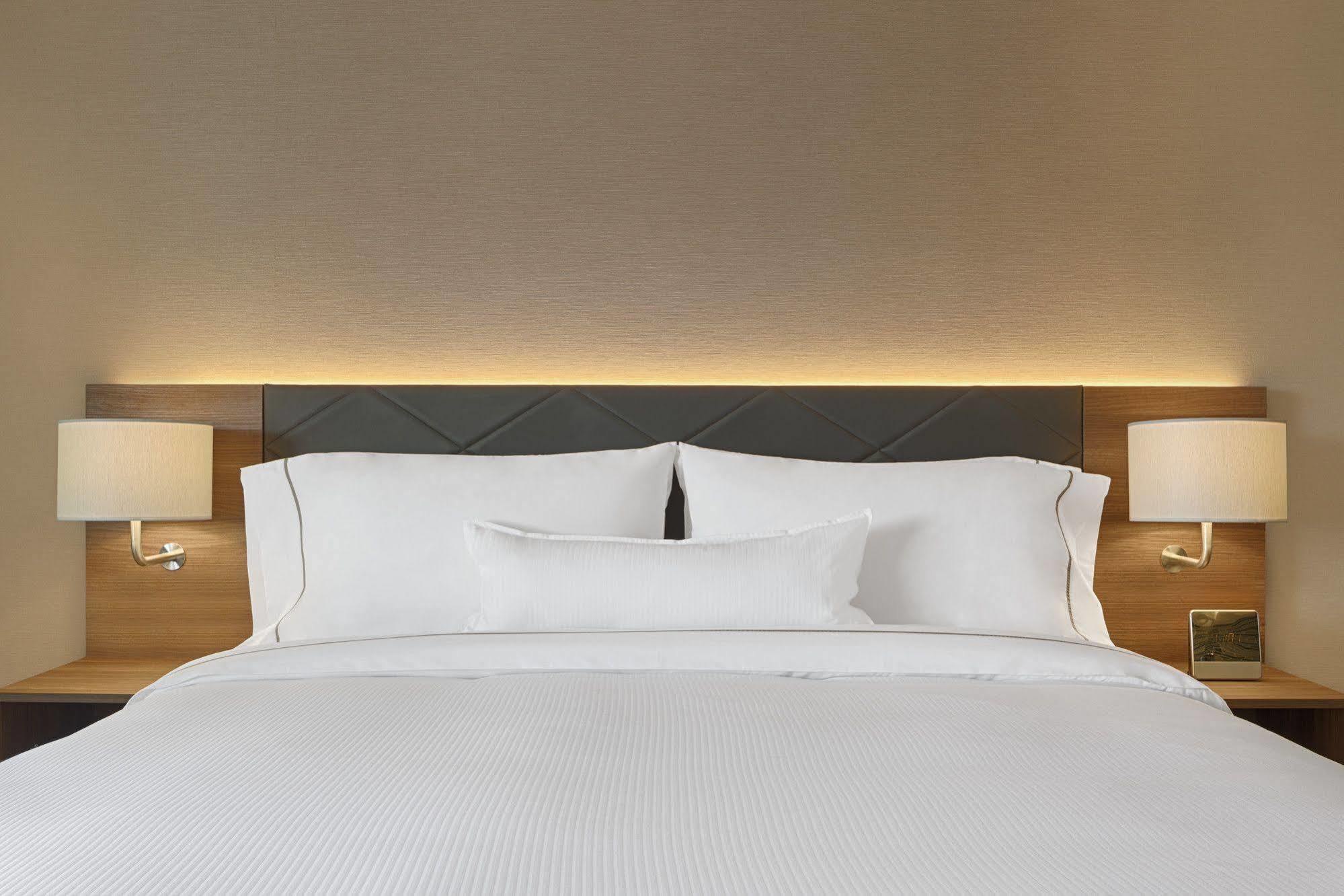 Element Amsterdam Hotel Bagian luar foto
